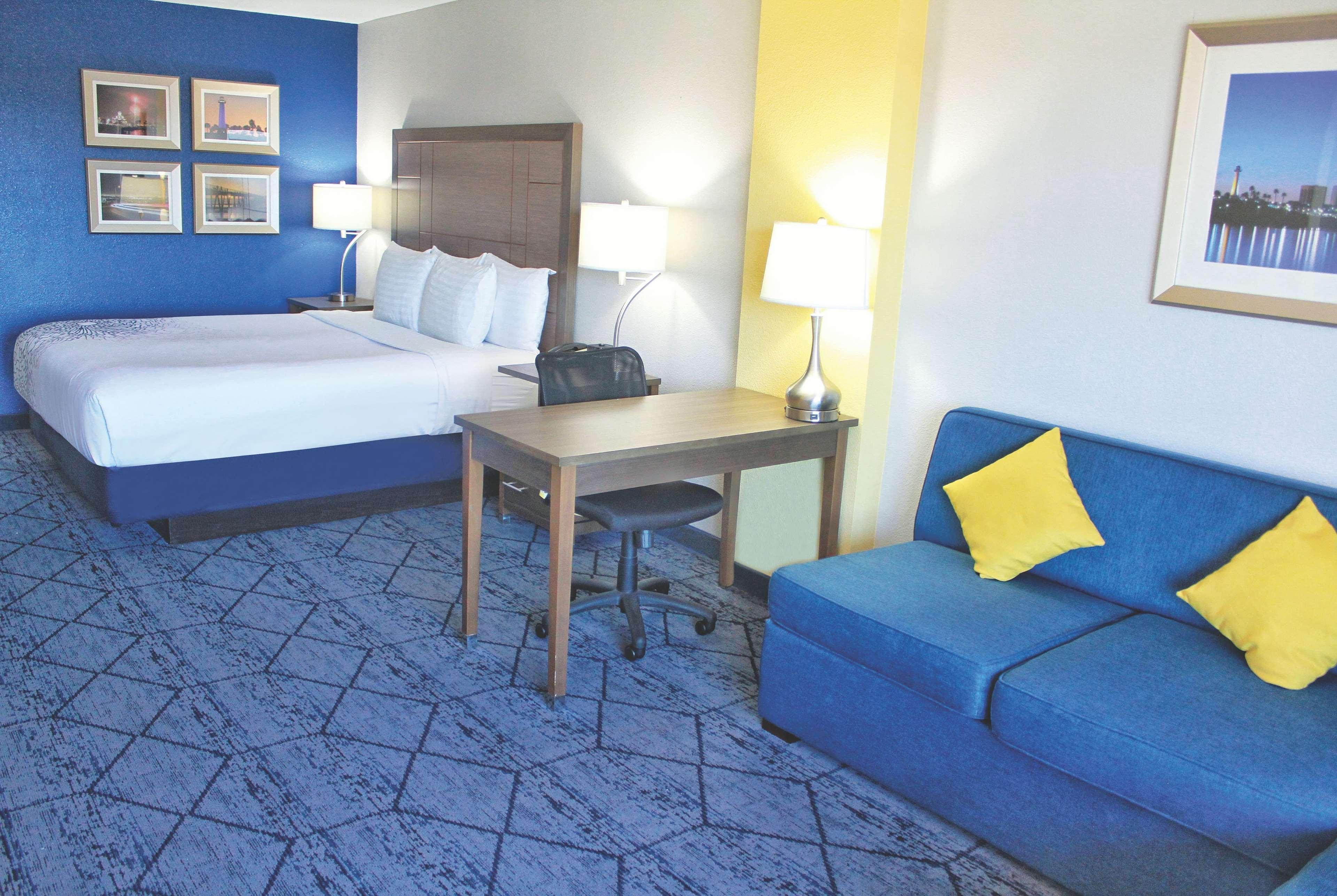 La Quinta By Wyndham Ne Long Beach/Cypress Hawaiian Gardens Dış mekan fotoğraf