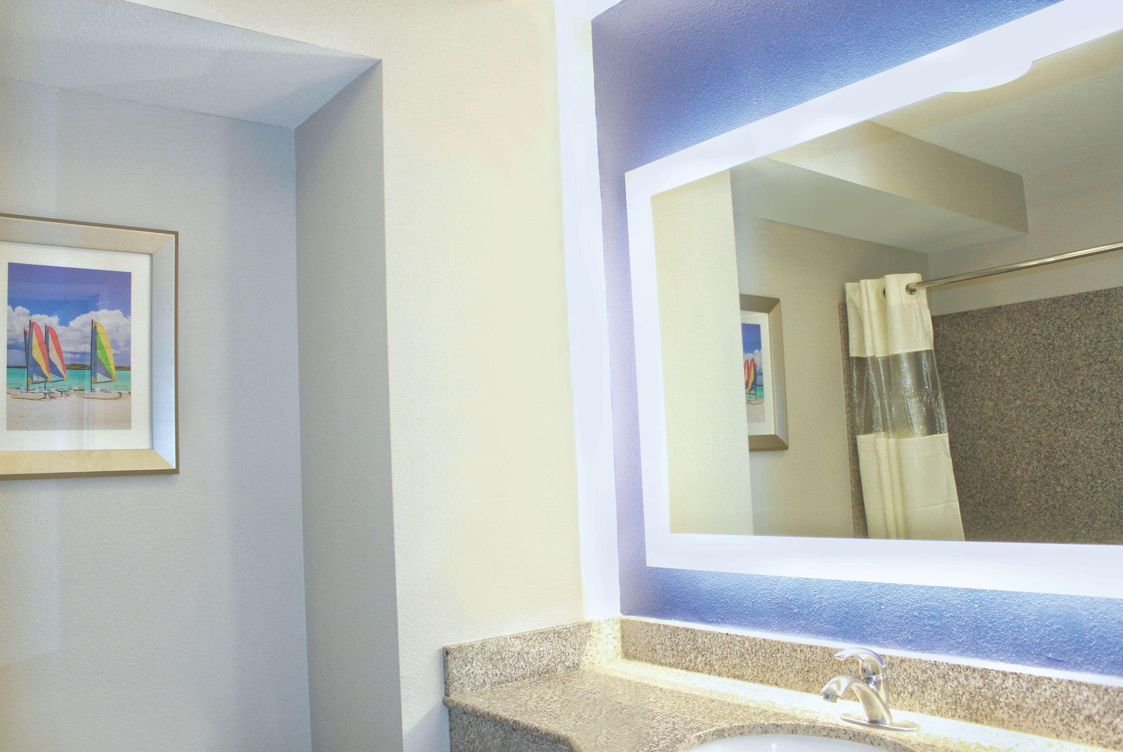 La Quinta By Wyndham Ne Long Beach/Cypress Hawaiian Gardens Dış mekan fotoğraf