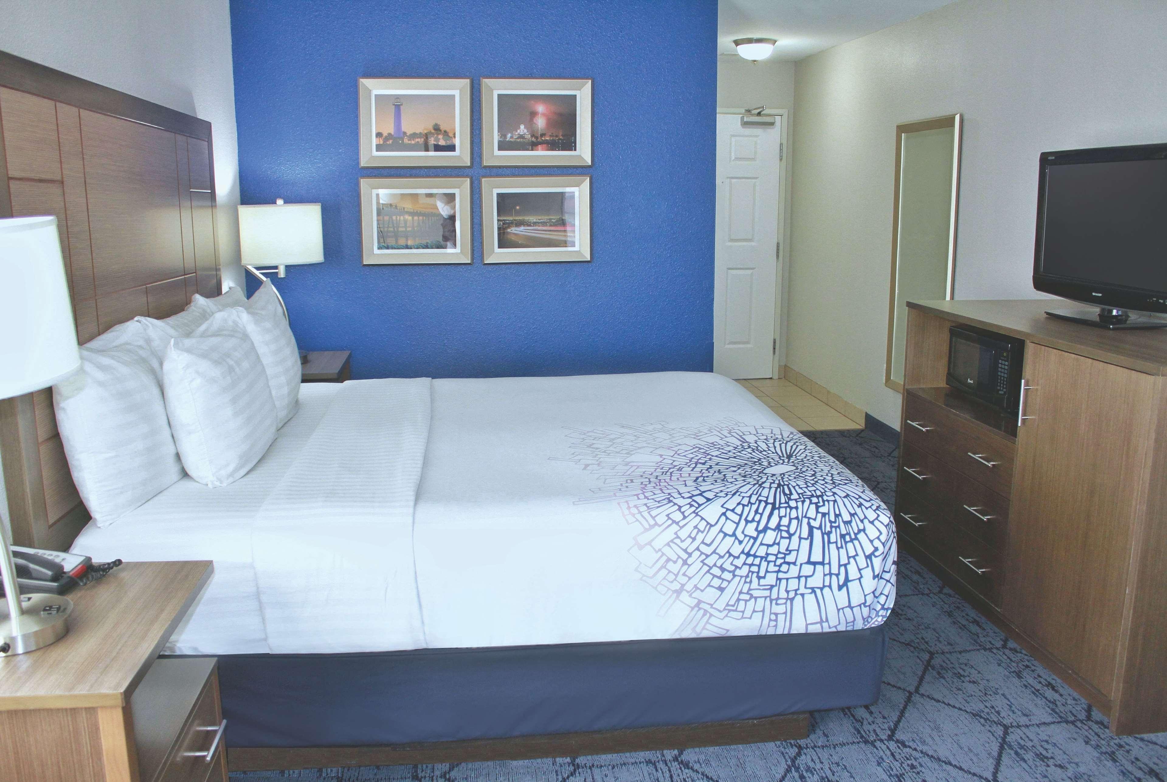 La Quinta By Wyndham Ne Long Beach/Cypress Hawaiian Gardens Dış mekan fotoğraf